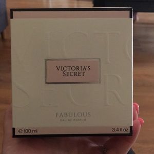 Victoria secret FABULOUS!!
